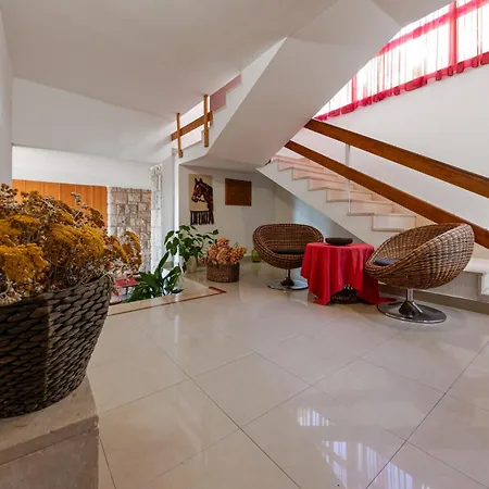 Sokol Apartment *