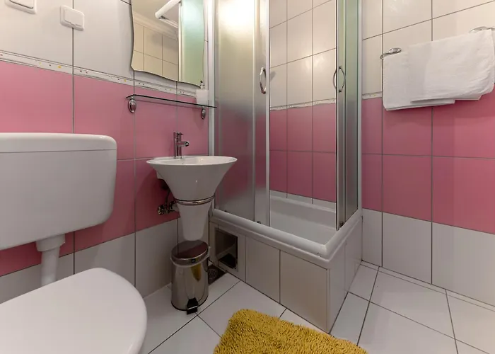 Sokol Appartamento Brela